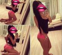 Alev-alev beyaz tenli bayan Akgül