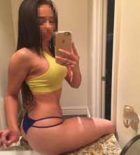 Alev-alev doyumsuz bayan Hazan