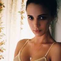 Alev-alev genç Havva