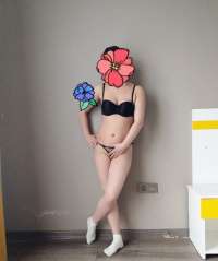 Ateşli öpüşmeyi seven escort Hayrünissa