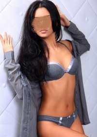 Benzersiz masaj yapan bayan Gülsoy