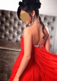 Benzersiz masaj yapan bayan Gülsoy