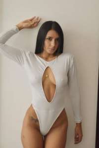 Cazibeli balık etli kız Esen