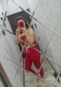 Cazibeli doyumsuz bayan Adile