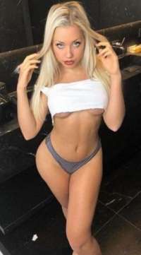 Cazibeli eve gelen escort Azime