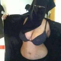 Çılgın dans yapan escort Gülin