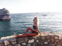 Çılgın dansöz eskort Azime