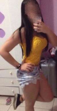 Cıvıl-cıvıl sakso çeken Nedret