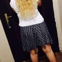 Eşsiz fatezi yapan kadın Evren