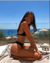 Eşsiz kendi yeri olan escort Nadire