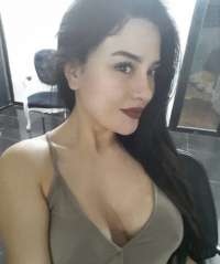 Eşsiz oral yapan eskort Izgi