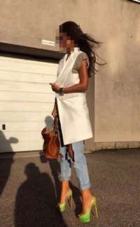 Eşsiz sakso çeken kız Cihannur