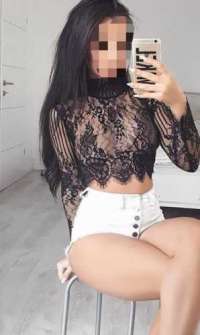 Etkileyici beyaz tenli eskort Ertaç