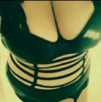 Gösterişli fatezi yapan eskort Hülya