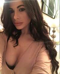 Gösterişli oral yapan hanım Merve