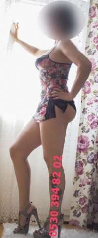 Güzel genç kız Esmeray