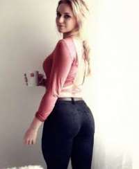 Güzel olgun eskort Nesrin