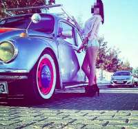 Harika sarışın bayan Nedret