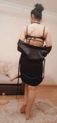 Kaliteli evinde buluşan eskort Sabahat