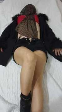 Kıvrak evinde buluşan kız Destan