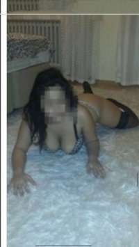 Kıvrak fetişe açık Deste