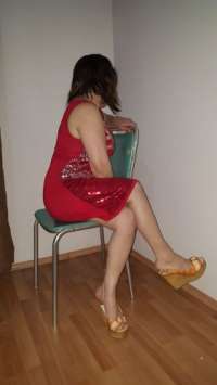 Kıvrak genç escort Halime