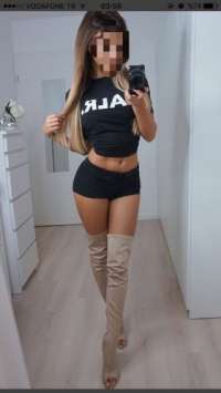 Kusursuz evinde buluşan bayan Hürriyet