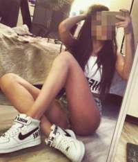 Kusursuz fetişe açık eskort Izgi