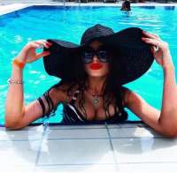 Olağanüstü buğday tenli hatun Başar