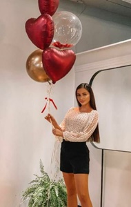 Olağanüstü buğday tenli hatun Rezzan