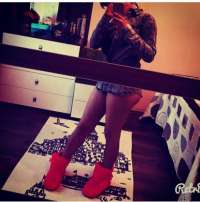 Seçkin dansöz kadın Hanife