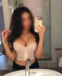 Seçkin gerçek fotoğraflı Esen