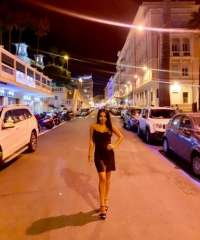 Seks kraliçası sarışın kadın Dilhan