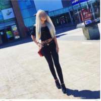 Seksapel esmer escort Günseli