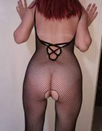 Seksapel esmer hanım Alçin