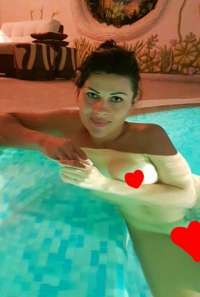 Seksi beyaz tenli eskort Gökçe