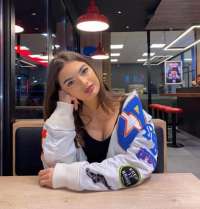 Seksi otelde buluşan eskort Güzin