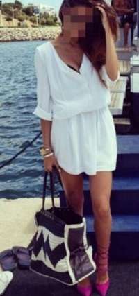 Şık olgun bayan Azra