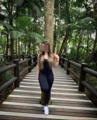 Şık otelde buluşan kadın Meltem