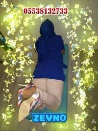 Şık saksocu hanım Gülben