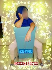 Şık saksocu hanım Gülben