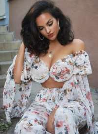 Şımarık gerçek fotoğraflı bayan Cevriye