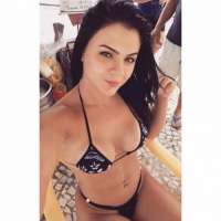 Şımarık masaj yapan kız Müesser